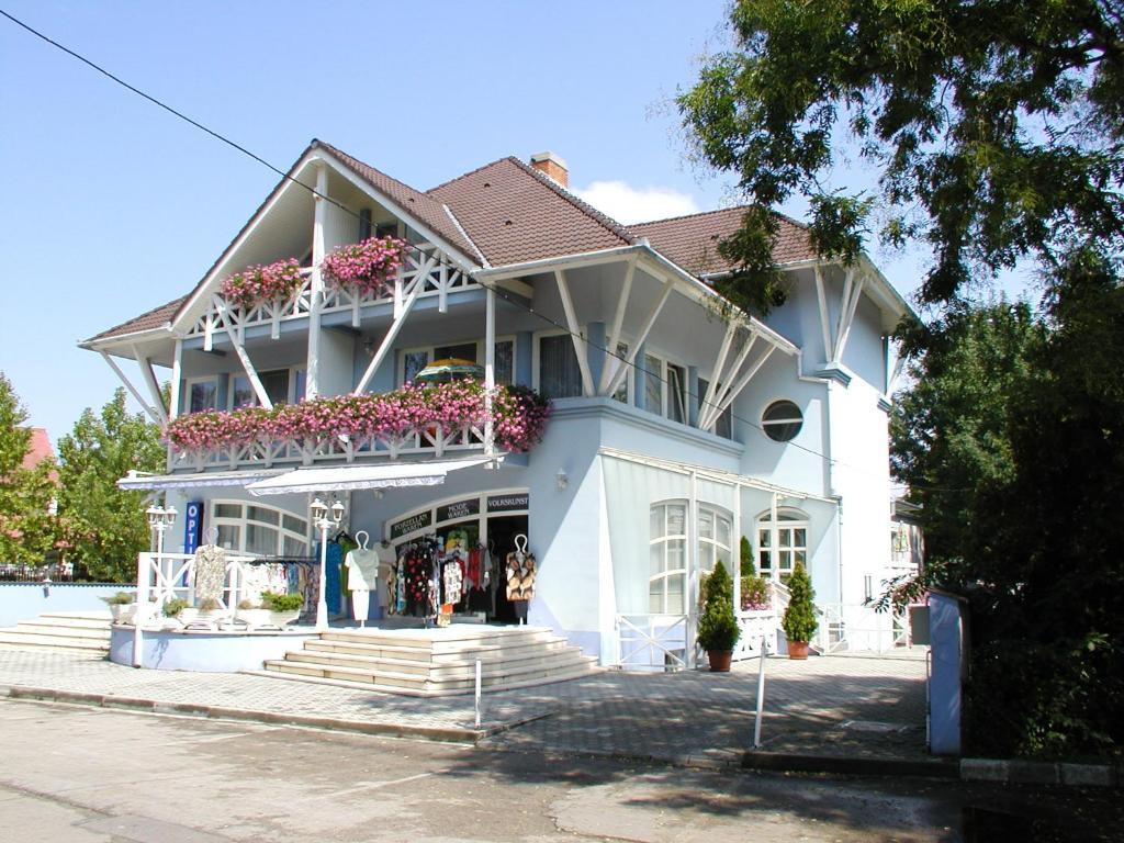 Lila Haz Apartment Harkány Екстериор снимка